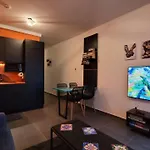 Modern - 50 M From Sea - Free Wi-fi - Super Cool - Terrace - Fully Air-conditioned San Pawl il-Baħar