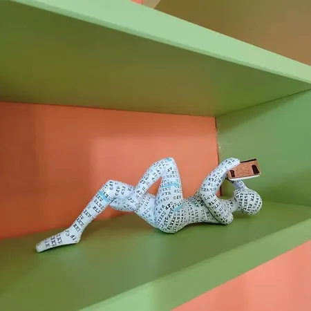 Modern - 50 M From Sea - Free Wi-fi - Super Cool - Terrace - Fully Air-conditioned 圣保罗湾城