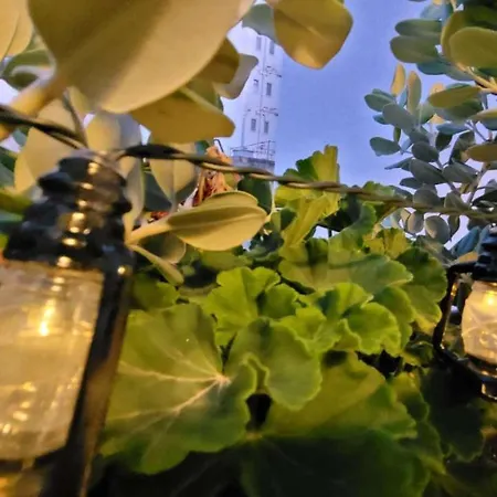 Modern - 50 M From Sea - Free Wi-fi - Super Cool - Terrace - Fully Air-conditioned