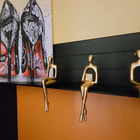 公寓 Modern - 50 M From Sea - Free Wi-fi - Super Cool - Terrace - Fully Air-conditioned